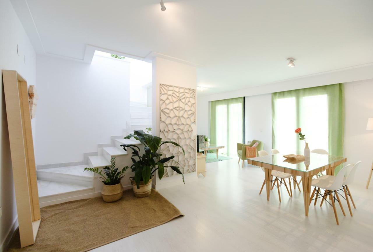 Apartamento De Diseno Con Jacuzzi Privado Granada Exterior photo