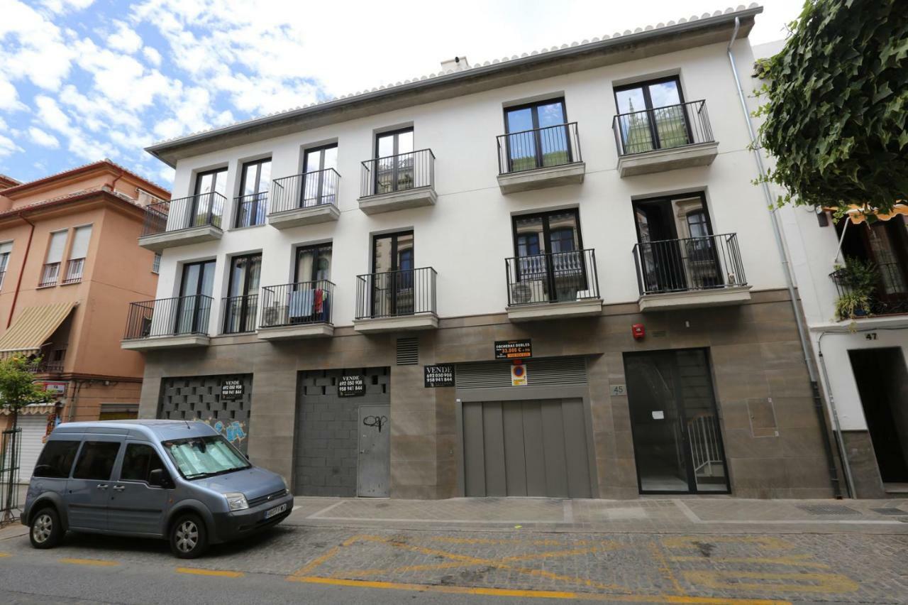 Apartamento De Diseno Con Jacuzzi Privado Granada Exterior photo