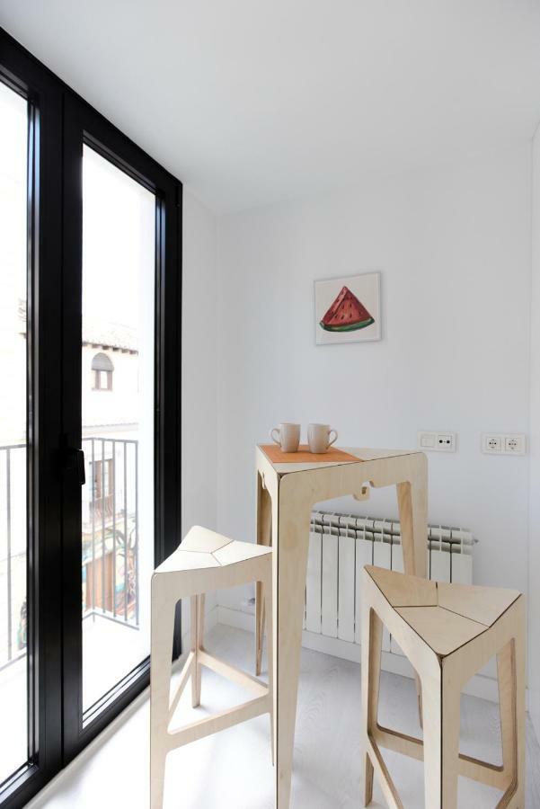 Apartamento De Diseno Con Jacuzzi Privado Granada Exterior photo
